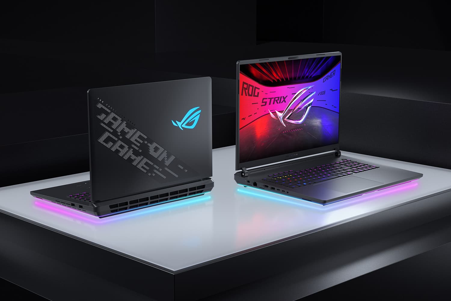 ASUS Republic of Gamers anunță laptop-ul de gaming ROG Strix SCAR 18