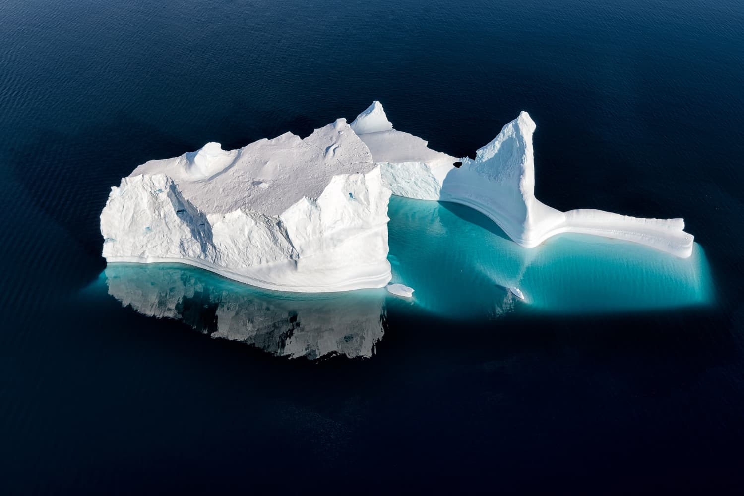 Mister: Activitate „imposibilă”, detectată la mii de metri adâncime în Antarctica cu ajutorul AI
