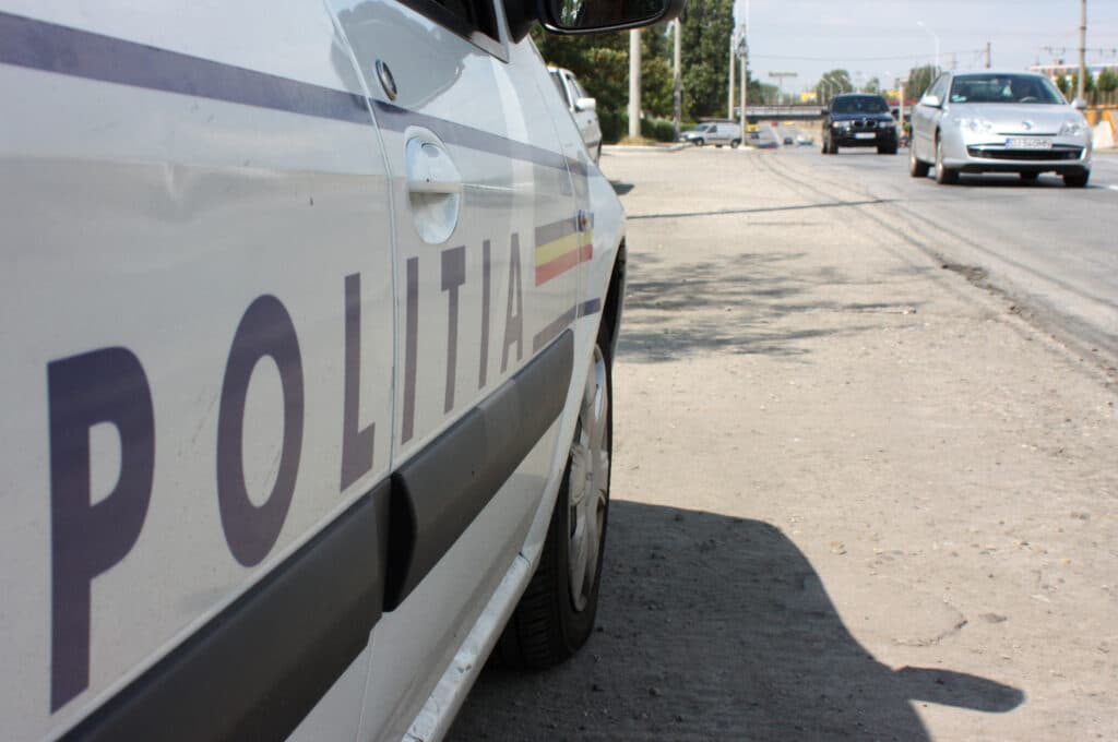 Accident pe Șoseaua Alexandriei: două persoane au ajuns la spital