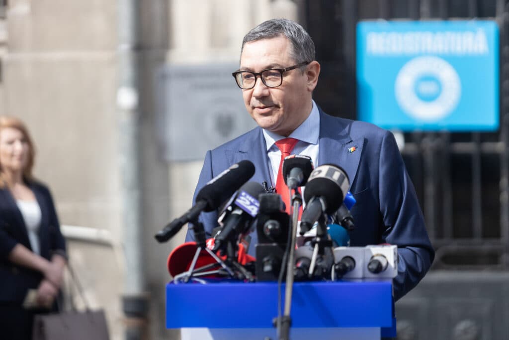 Victor Ponta demsionează din grupul PSD și se alătură grupului „Uniți pentru România”