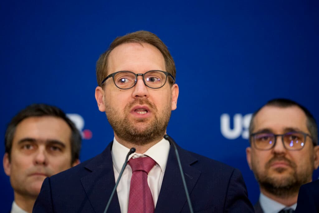 Dominic Fritz, atac la adresa suveraniștilor, după ce incidentul de la Galați: Ar trebui să cedăm Galațiul sau Tulcea Rusiei să nu ne mai atace cu drone?
