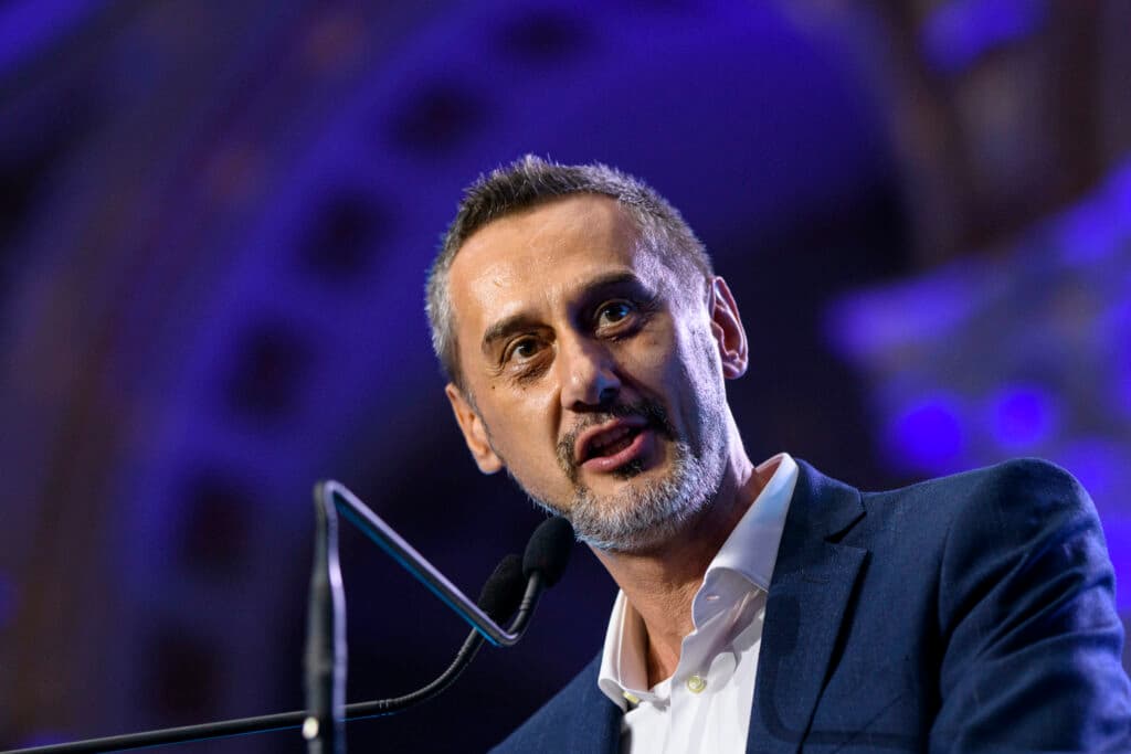 Primarul Slatinei acuză presiuni politice după deschiderea unui dosar penal privind conducerea unei motociclete