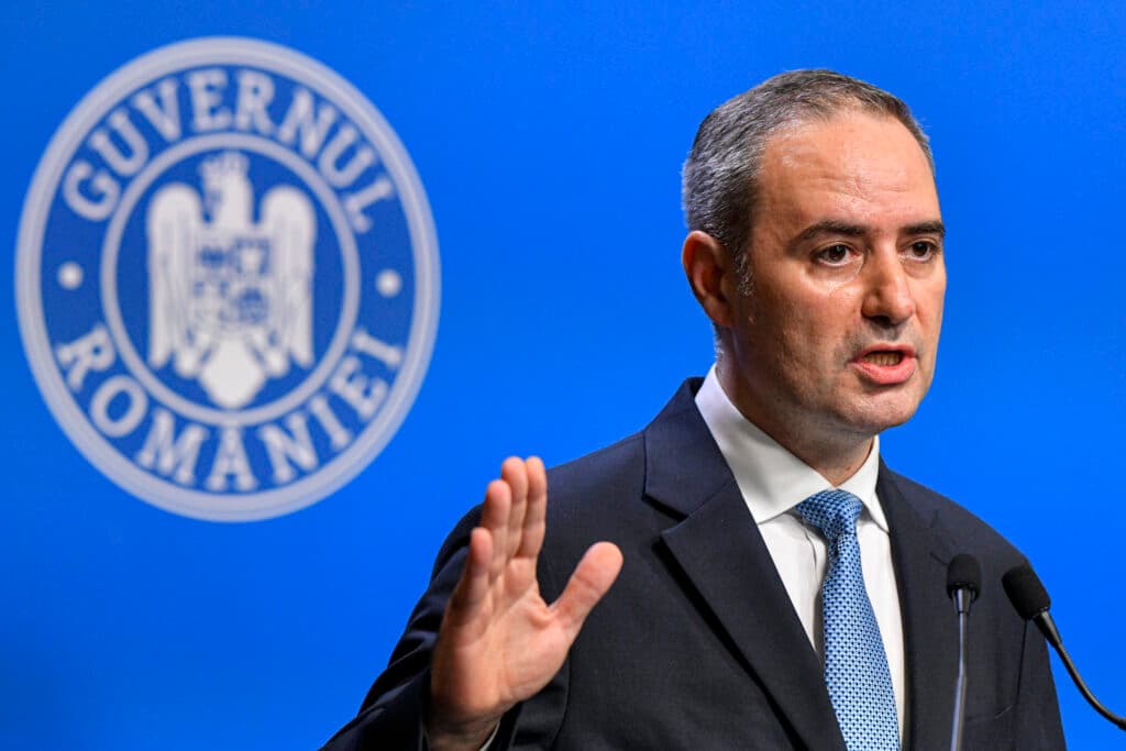 Semnal prost pentru Tomac pe Polymarket: Nazare vine puternic din urmă în cursa pentru premier