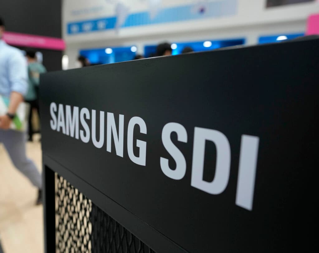 Angajații Samsung primesc bonusuri de sute de mii de dolari după ce au renunțat la grevă