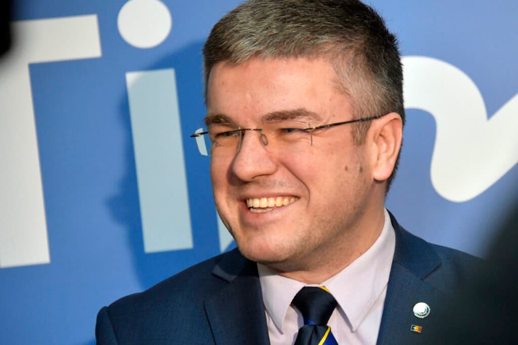 Ministrul Economiei: În doar 11 zile de criză politică, țara a pierdut aproape 10 miliarde de lei
