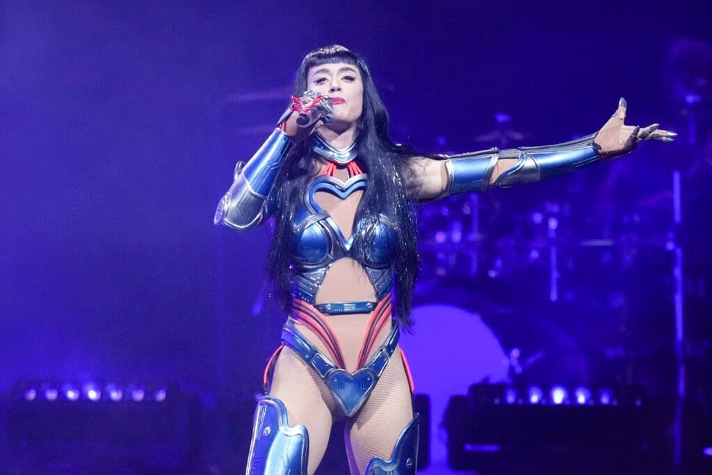 Katy Perry, acuzată de agresiune sexuală. Cine a depus plângere împotriva cântăreței