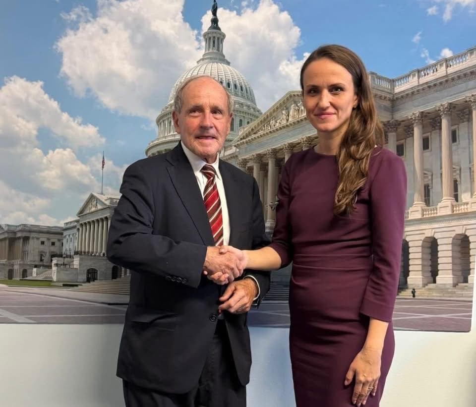 Oana Țoiu: Președintele Comisiei pentru Relații Externe din Senatul SUA a reafirmat sprijinul pentru România și NATO
