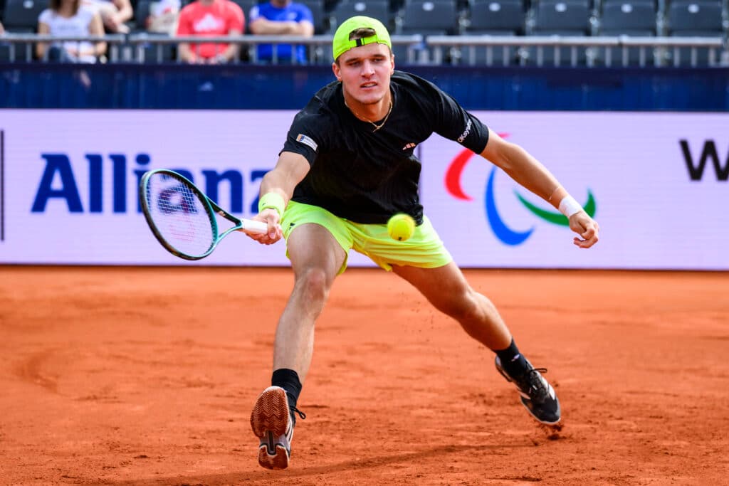 Caniculă la Roland Garros: Un jucător s-a prăbușit pe teren din cauza temperaturii