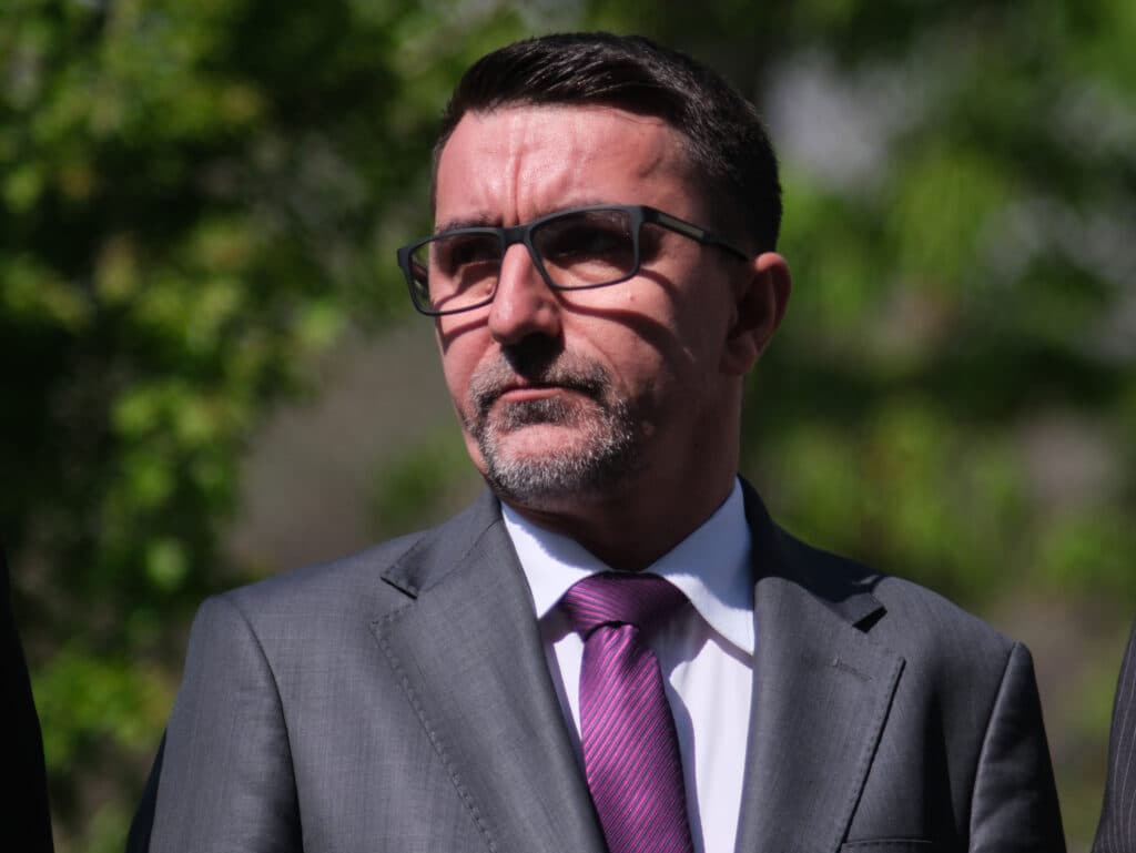 Lider UDMR: „Cei care inițiază o moțiune de cenzură au obligația morală de a oferi alternative înainte să arunce în aer o guvernare”