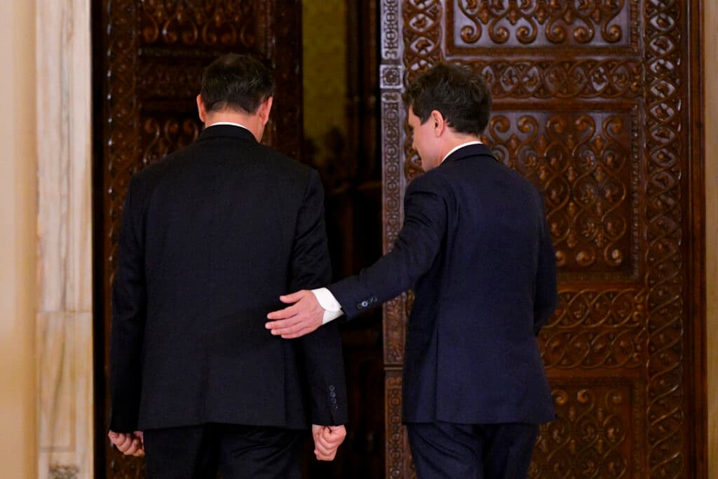 Eugen Tomac și-a depus mandatul și a fost numit premier desemnat Adrian Vestea. Nicușor Dan s-a sucit: Este clar că o soluție politică este cea care este potrivită
