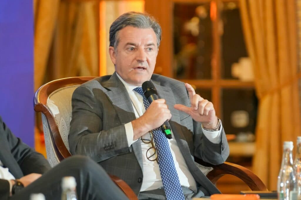 România riscă să producă energie pe care nu are cine să o consume. Avertismentul președintelui CRE privind miliardele investite în sector