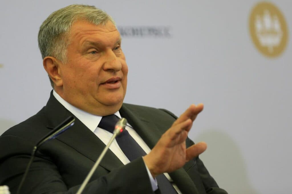 Avertisment dur de la șeful Rosneft: Lumea se apropie de cea mai mare bulă financiară din ultimii 200 de ani