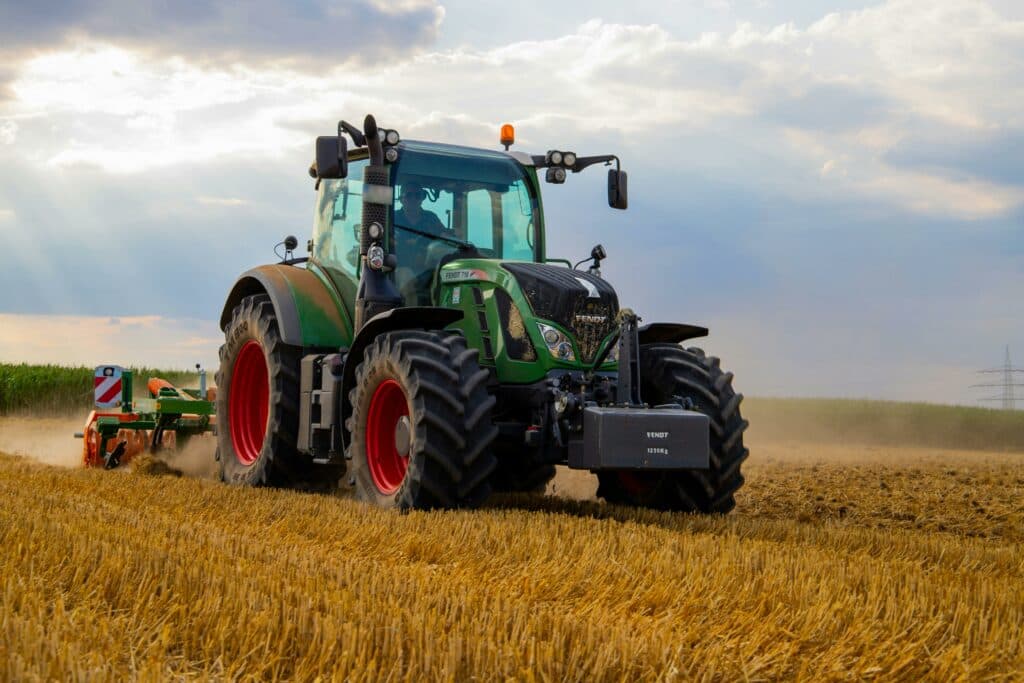 Vești importante pentru fermieri. Parlamentul European a aprobat noi reguli pentru venituri mai stabile