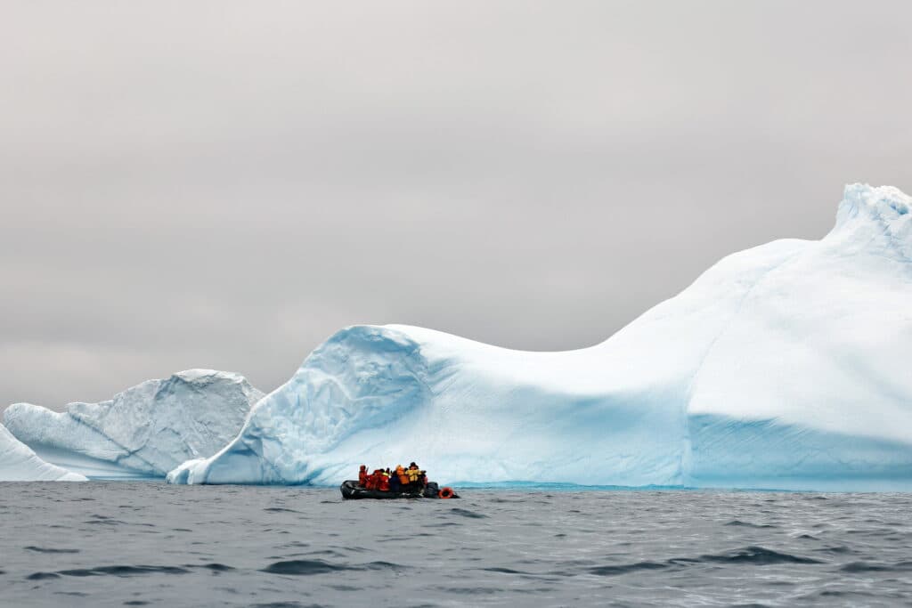 Sute de cutremure, descoperite cu ajutorul IA într-un loc neașteptat din Antarctica