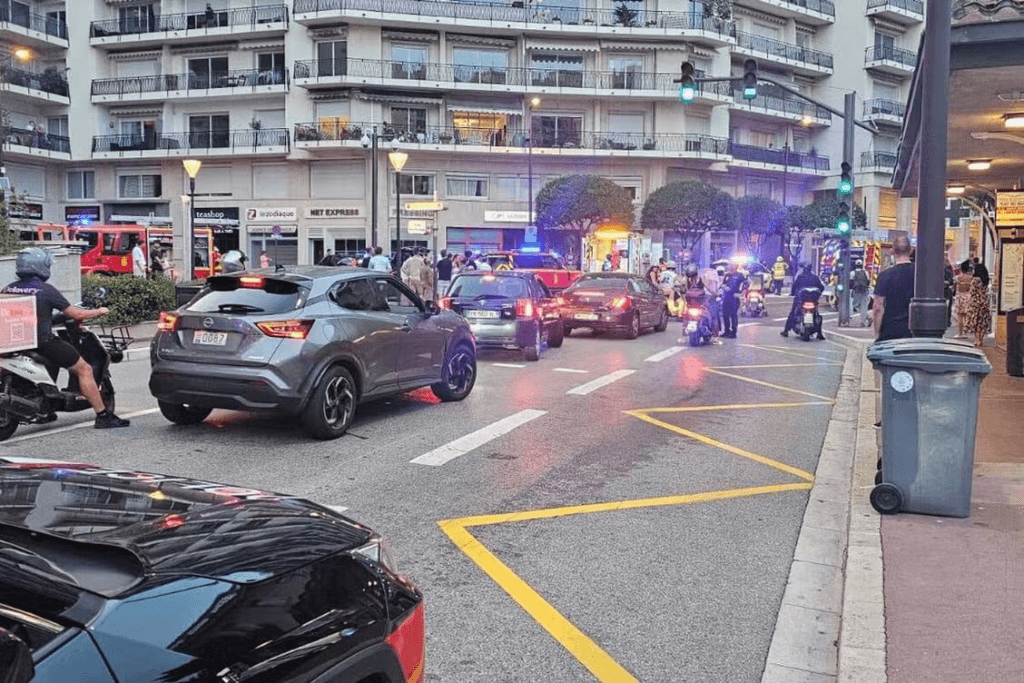 Explozie puternică în Monaco. Cel puțin trei răniți, doi în stare gravă. Un bărbat este căutat. UPDATE: Atacul l-ar fi vizat pe Vadim Iermolaiev, controversatul milionar ucrainean cu afaceri în Crimeea