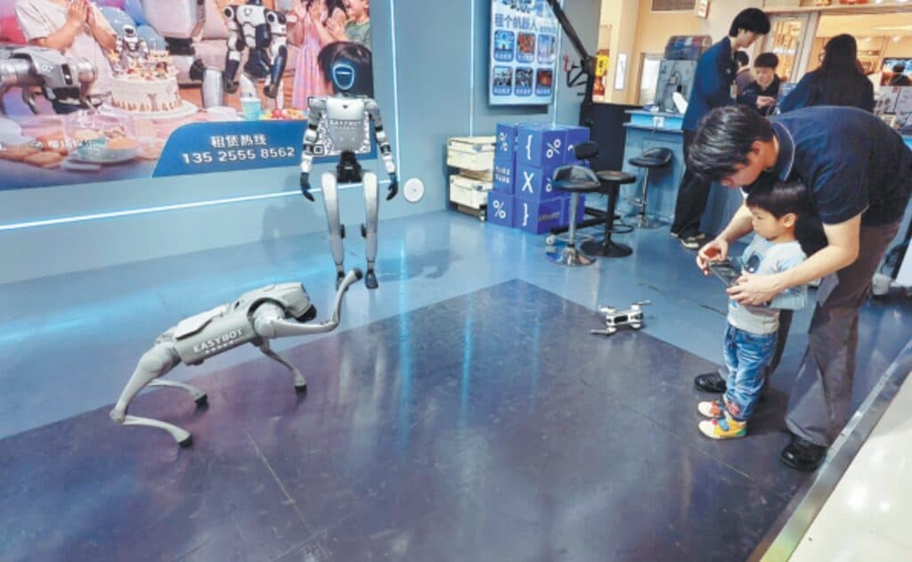 Noua afacere care explodează în China: roboții umanoizi pot fi închiriați cu ziua