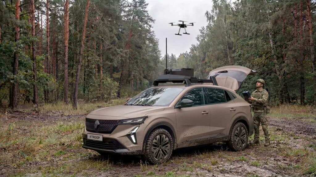 Renault și Thales transformă un SUV într-un centru mobil de comandă. Cum arată vehiculul militar