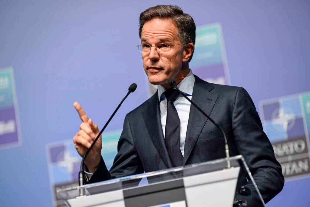 Mark Rutte, înaintea summitului NATO: Nimeni nu știe ce ar fi nevoie pentru a-l convinge pe Putin să vină la masa negocierilor