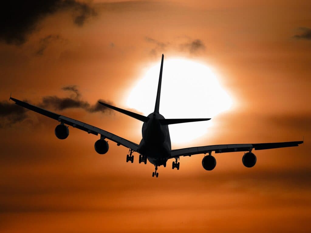 Aeroportul din Viena le dă voie pasagerilor să transporte în cabină până la doi litri de lichid