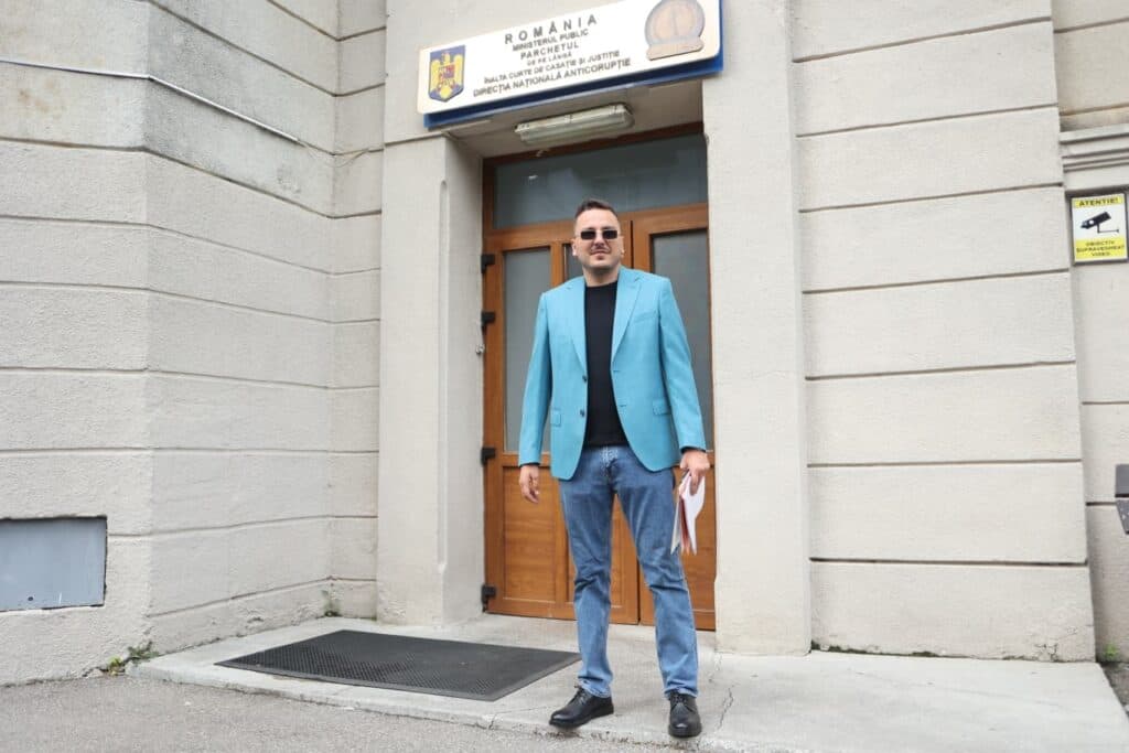 Influencerul Makaveli, audiat la DNA în dosarul în care a depus denunțul privind alegerile de la Primăria Capitalei: Mi s-a furat candidatura printr-un șantaj psihologic