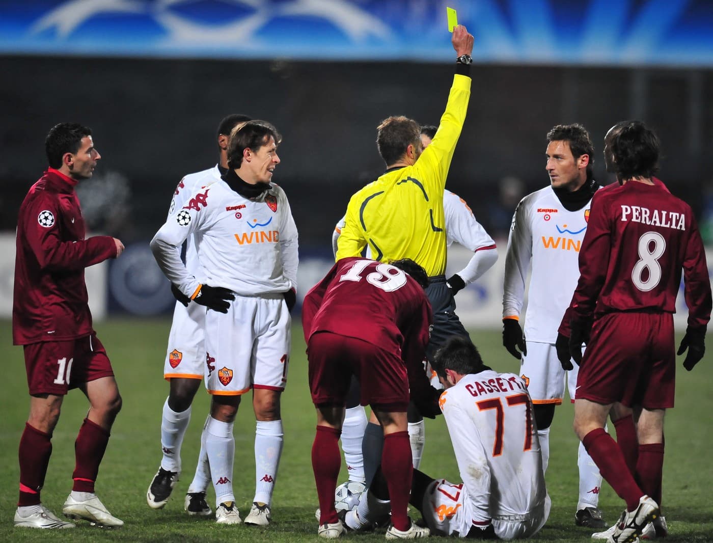 EXCLUSIV A jucat în Champions League și acum este gata să vină pe banca Stelei! Detalii din culise: „Este principalul favorit!”