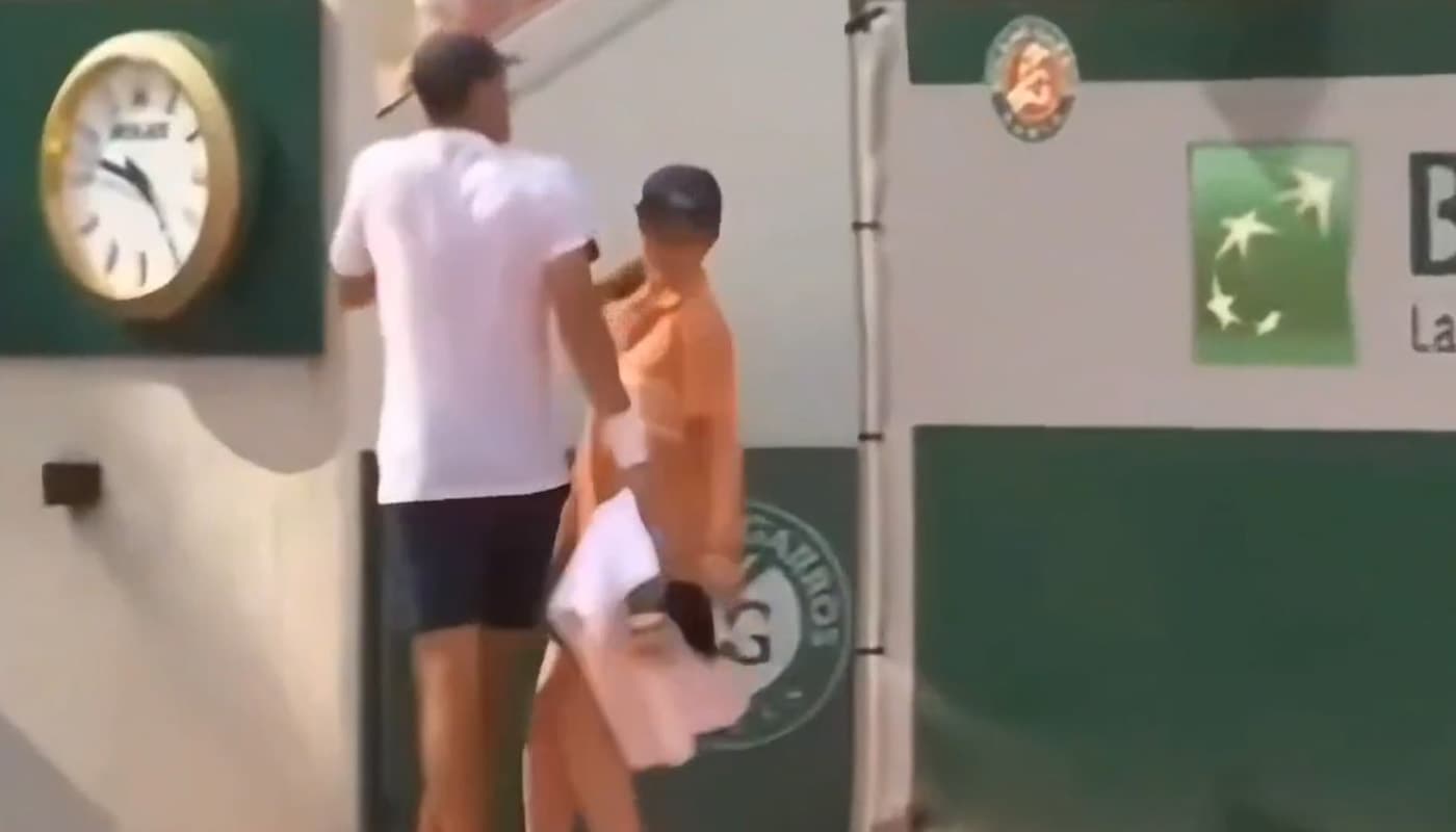 TENIS „N-am atins-o!”. Jucătorul spaniol a vorbit despre faza controversată cu fata de mingi de la Roland Garros