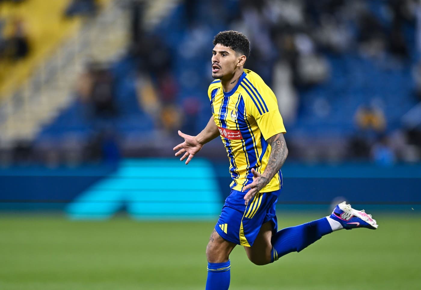 Florinel Coman a anunțat public că vrea să plece și arabii au răbufnit: „Un plângăcios! Transfer ratat!”