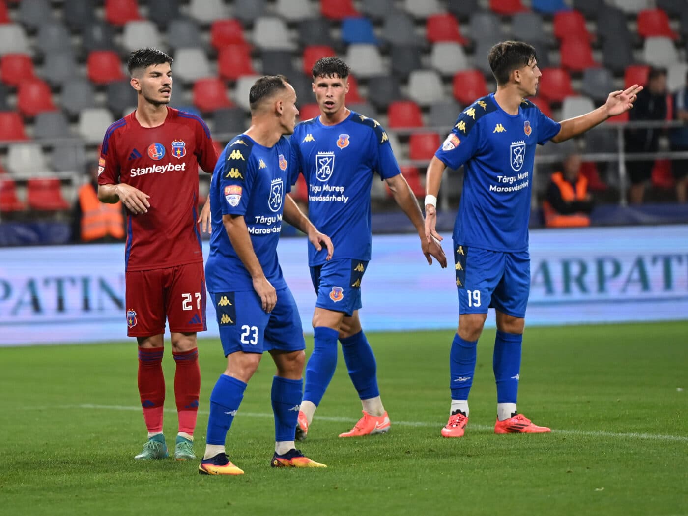 EXCLUSIV Fostul jucător al lui Gică Hagi semnează contractul, iar fotbalistul care a evoluat în Giulești va părăsi echipa