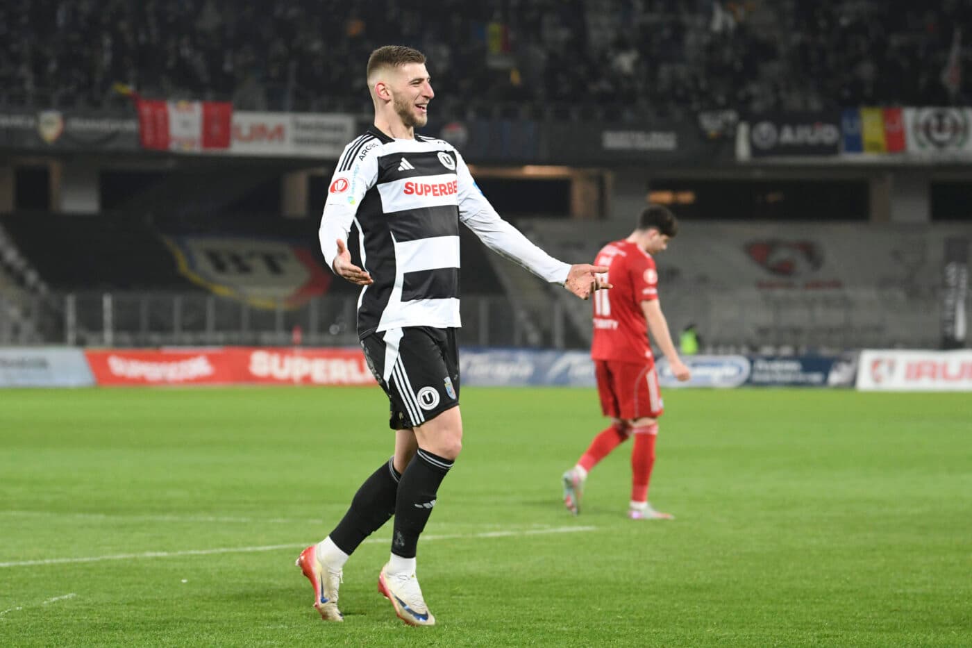 EXCLUSIV Top atacanți Superliga încheie echipa sezonului. Lista COMPLETĂ cu cei mai buni fotbaliști din acest campionat!