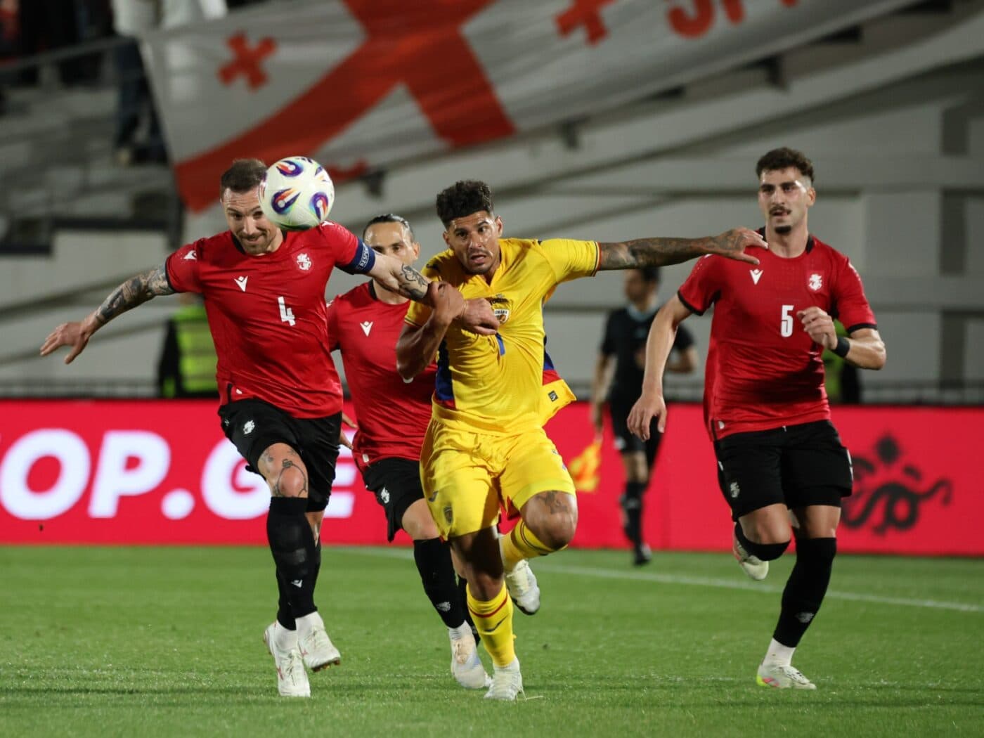 CRONICĂ Georgia – România 1-1. Cum s-au mișcat inovațiile lui Gică Hagi: vârful Florinel Coman și fundașul dreapta Andrei Coubiș