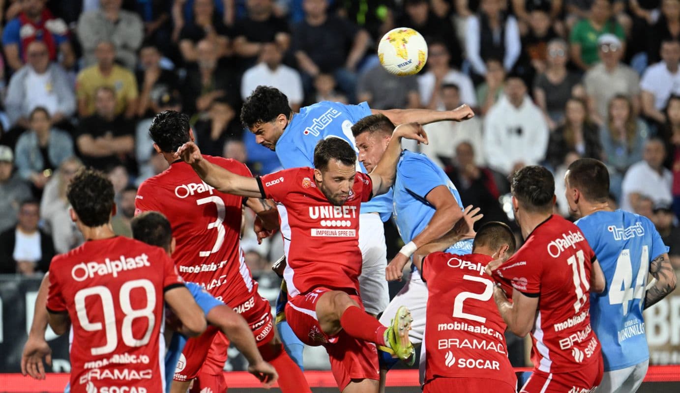 Au rămas fără antrenor a doua zi după meciul anului! Situație bizară în Superliga