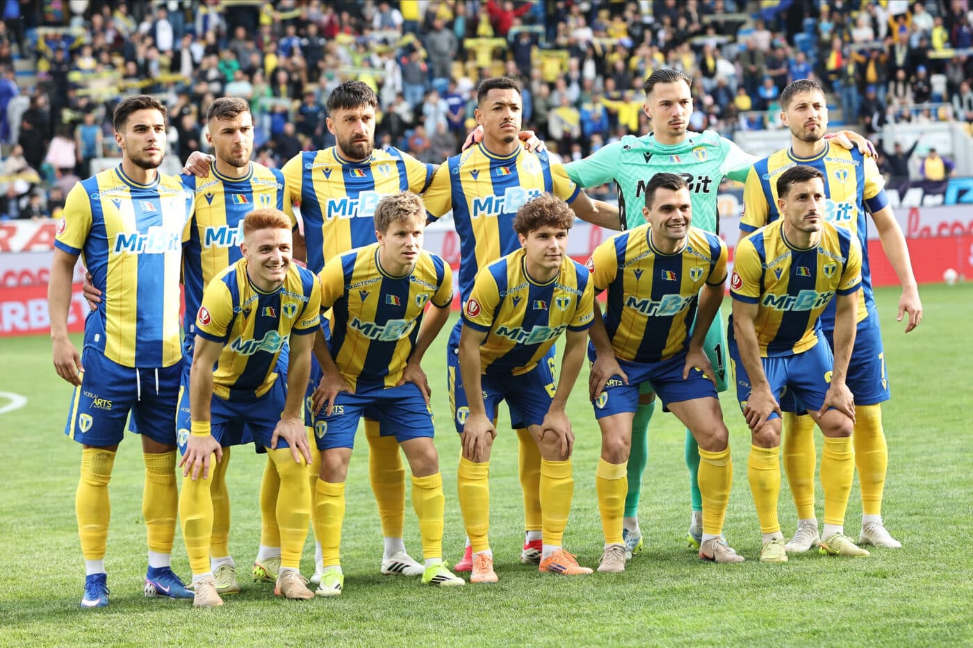EXCLUSIV Petrolul negociază cu doi fotbaliști cu mare experiență! Ultimul cuvânt aparține noului antrenor