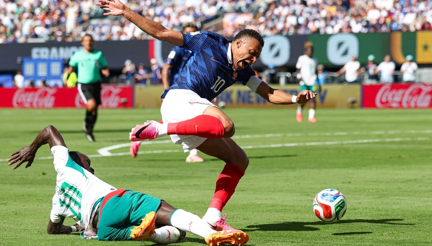 CM 2026 Scandal monstru: francezii au explodat! Arbitrul și VAR i-au refuzat un penalty lui Kylian Mbappe în meciul cu Senegal