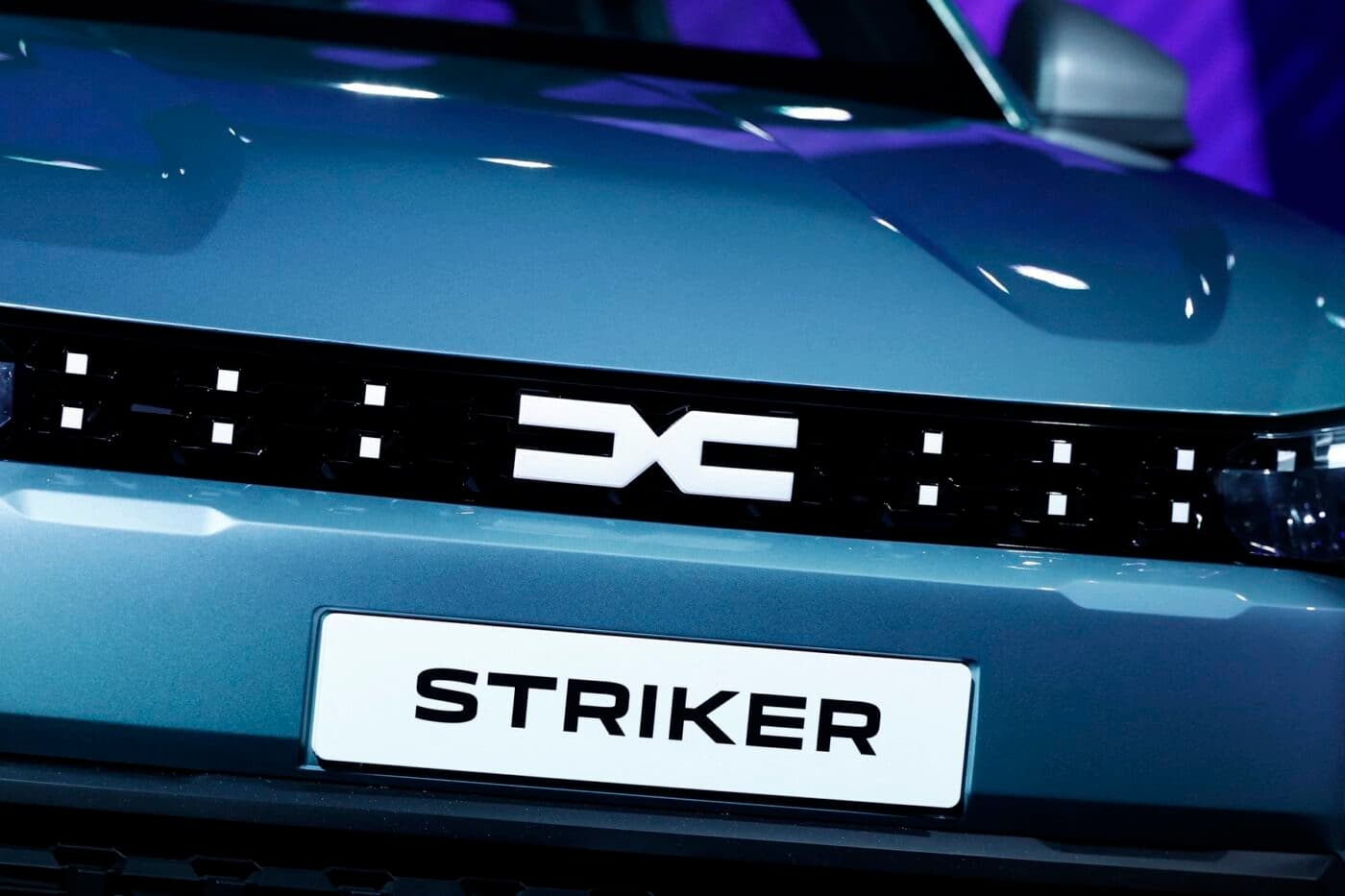 Spaniolii au fost dați pe spate de noua Dacia Striker: „E atât de frumoasă, încât pare o mașină de lux!”