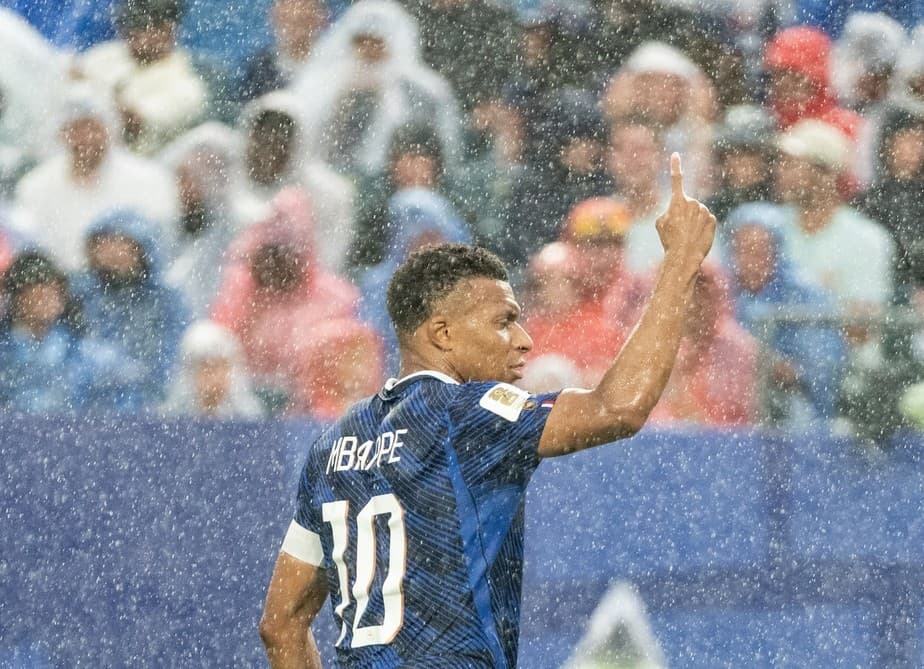 LIVEBLOG Franța – Irak la Cupa Mondială. Mbappe face dubla în meciul reluat după două ore! Iar acum marchează și Dembele! La câte goluri s-a ajuns