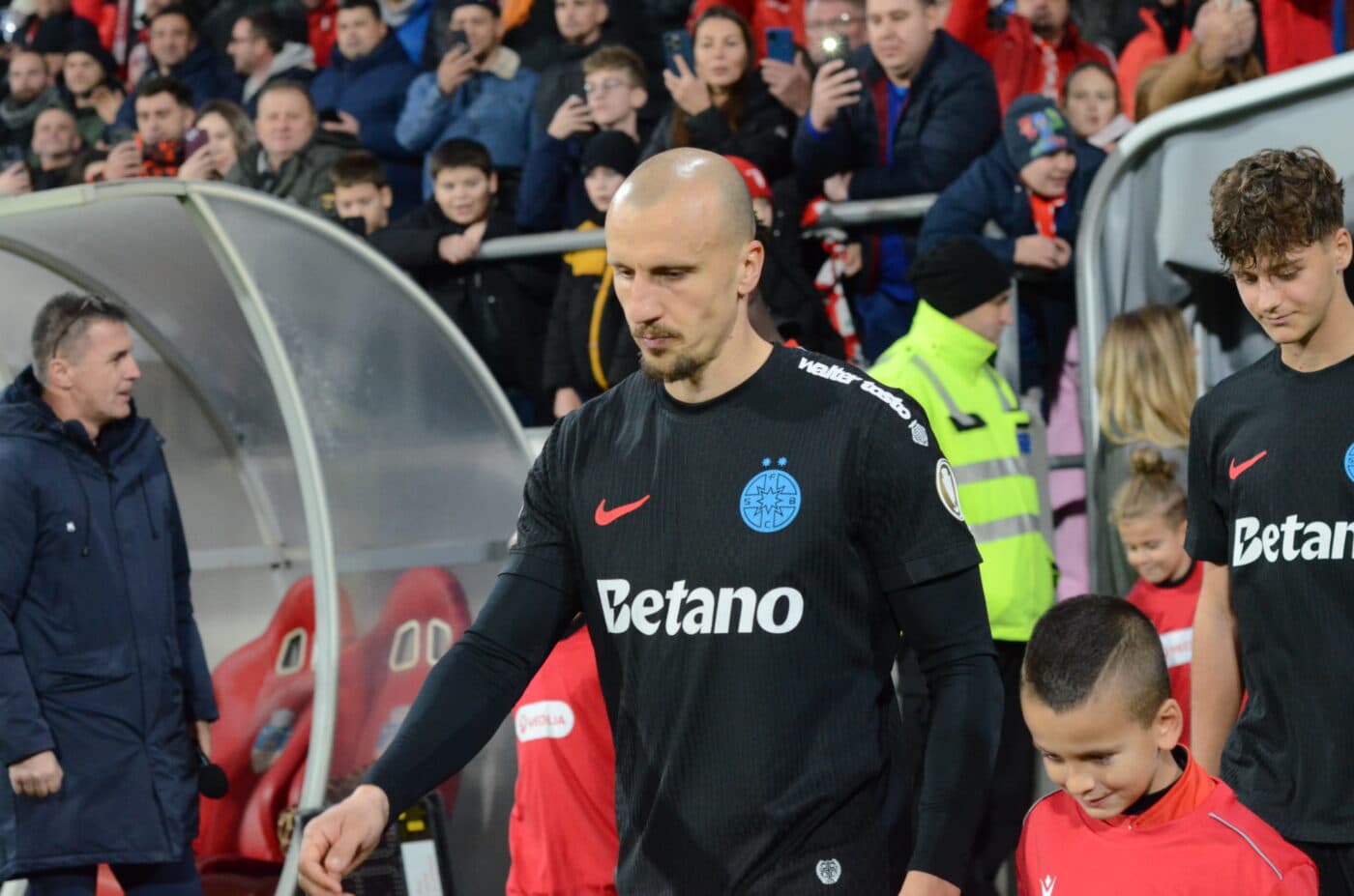 Nașul lui Vlad Chiricheș a reacționat despre plecarea acestuia de la FCSB după ce a semnat cu echipa lui Elias Charalambous