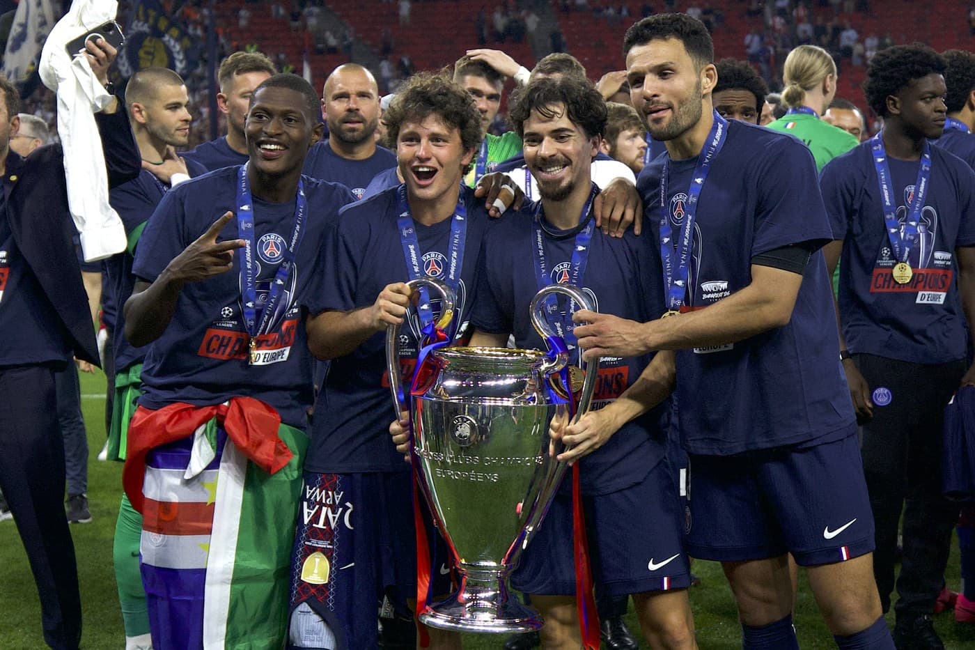 MERCATO RECORD! AC Milan a făcut cel mai scump transfer din istoria sa: 80.000.000 de euro pentru atacantul de la PSG!