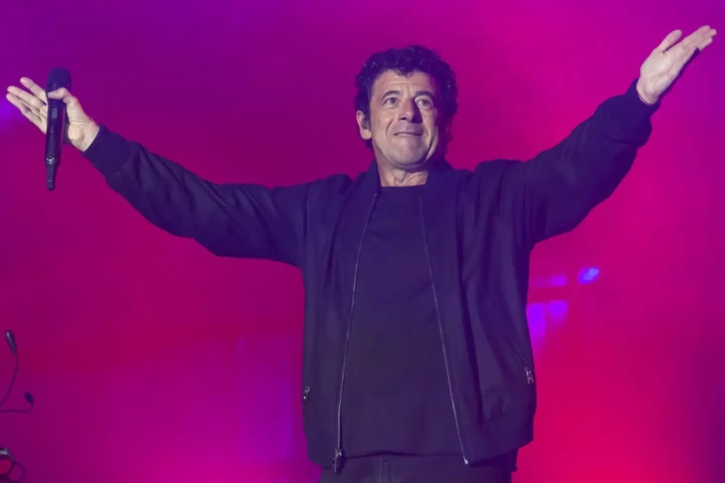 Muzicianul Patrick Bruel a fost reținut